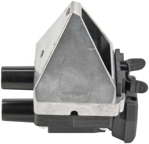 https://www.ShowMeThePartsdb.com/bin/images/Bosch/0221505437left.jpg