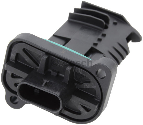 https://www.ShowMeThePartsdb.com/bin/images/Bosch/0280218230angle.jpg