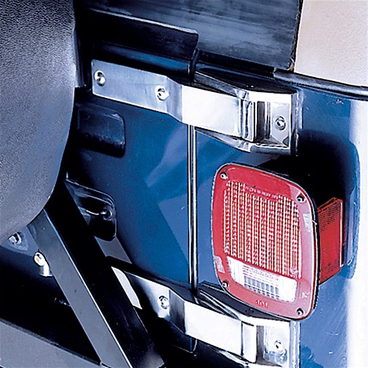Rugged Ridge 11207.01 Tailgate Hinge Fits 76-86 CJ5 CJ7 Scrambler