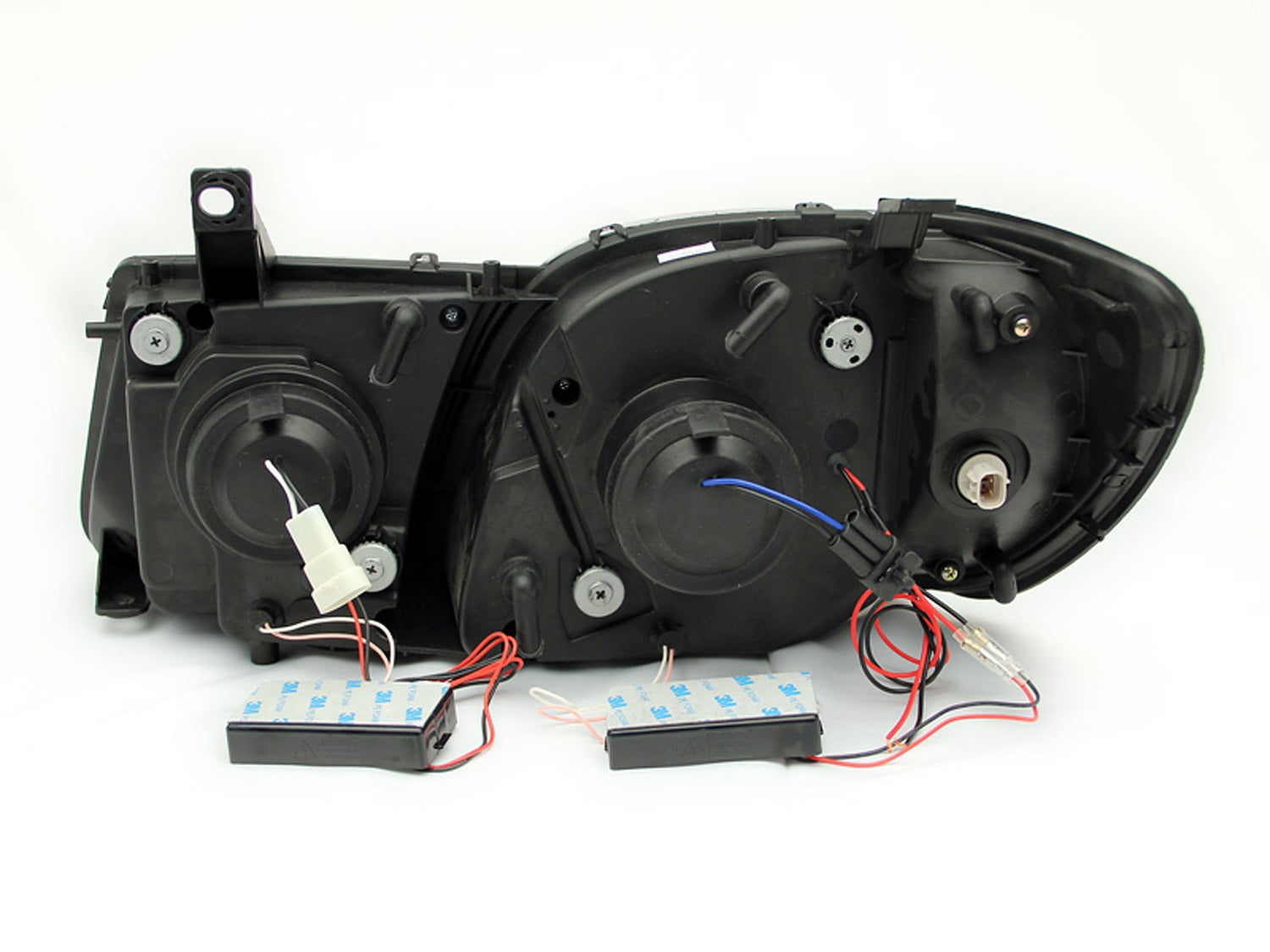Anzo USA 111169 Projector Headlight Set w/Halo Fits 98-07 LX470