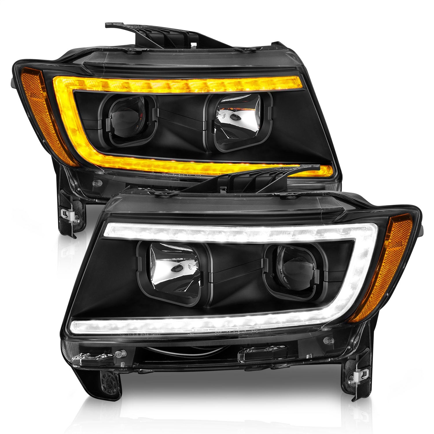 Anzo USA 111568 Projector Headlight Set Fits 11-13 Grand Cherokee (WK2)
