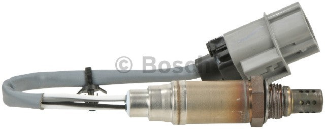 https://www.ShowMeThePartsdb.com/bin/images/Bosch/15963right.jpg