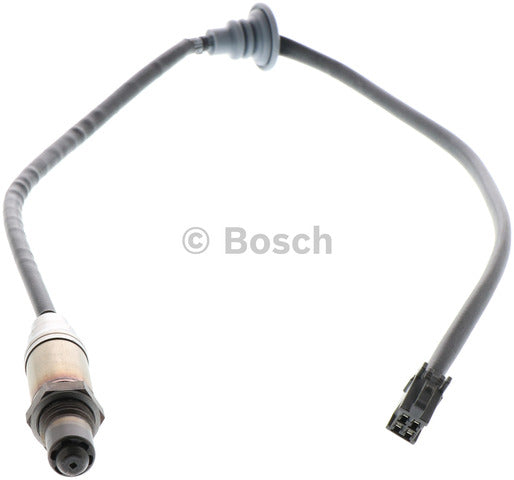 https://www.ShowMeThePartsdb.com/bin/images/Bosch/18013front.jpg