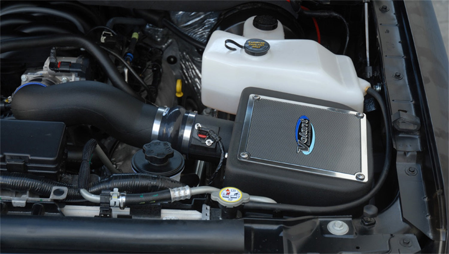Volant Performance 191466 Cold Air Intake Kit Fits 09-10 F-150