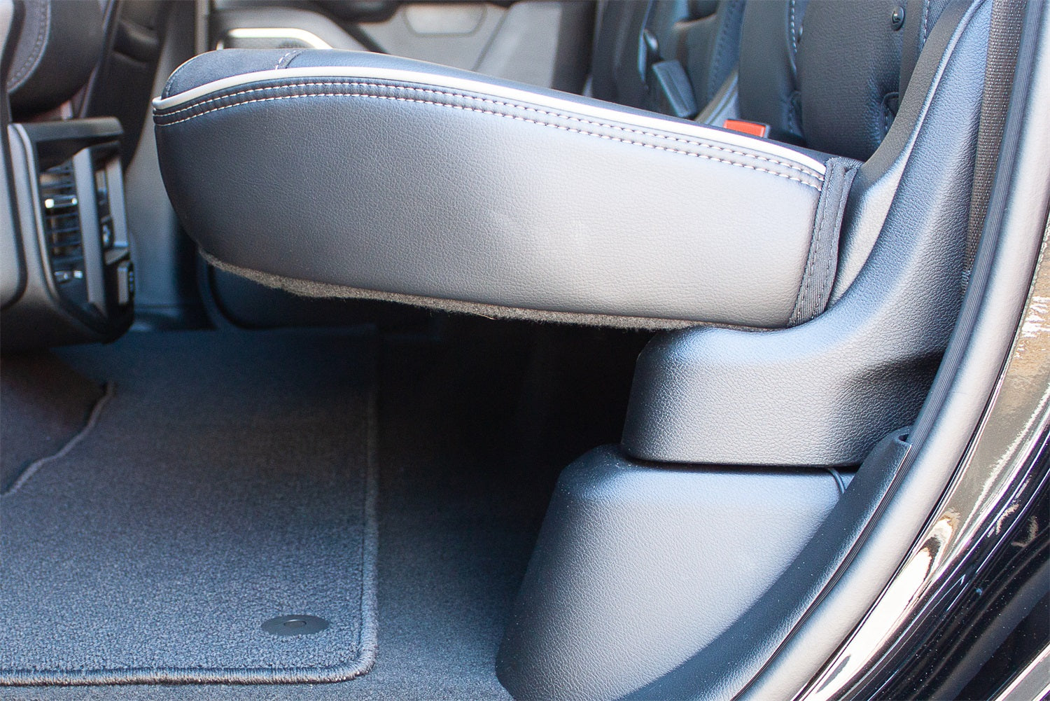 DU-HA 30104 DU-HA Underseat Storage Fits 19-23 1500
