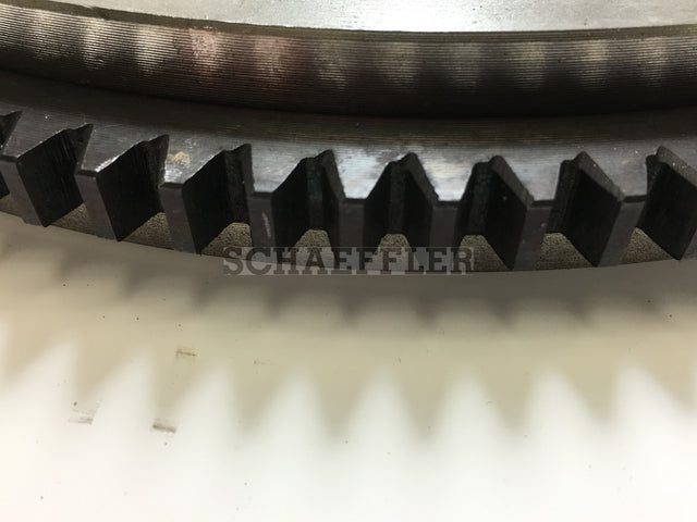 https://www.ShowMeThePartsdb.com/bin/images/Schaeffler/4160312100-3.JPG