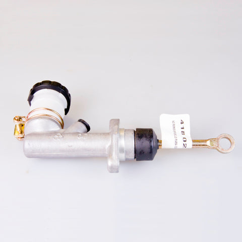 LuK Clutch Master Cylinder  LMC208