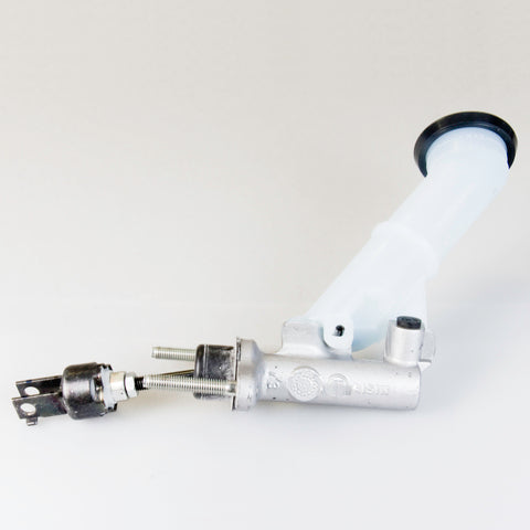 LuK Clutch Master Cylinder  LMC319