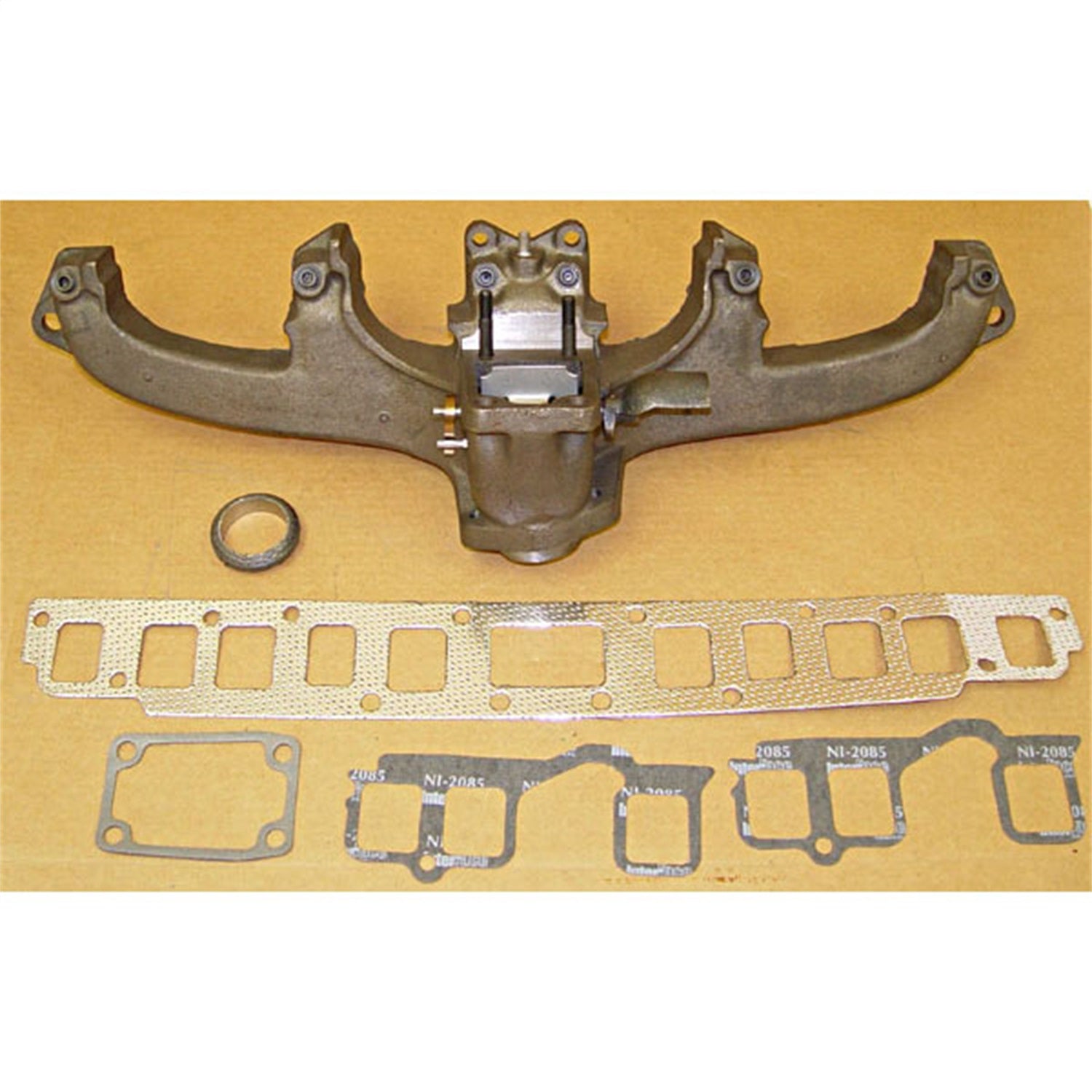 Omix 17622.05 Exhaust Manifold Kit