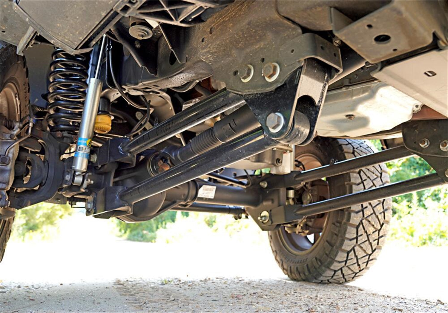 Superlift K237B Suspension Lift Kit w/Shocks
