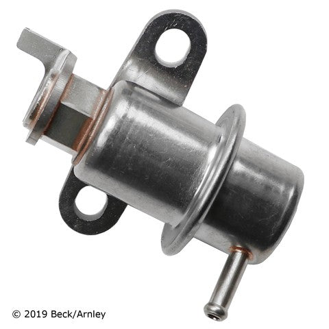 Beck/Arnley Fuel Injection Pressure Regulator  158-0196