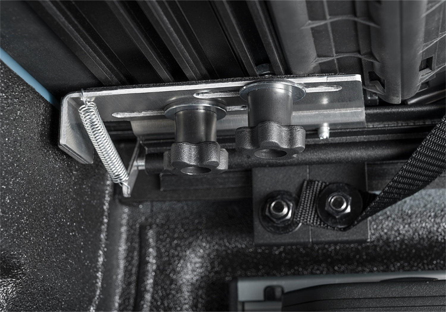 https://www.catalograck.com/ImgVDHR/BAK/BK_Revolver_X4S_22Maverick_Detail_03.jpg