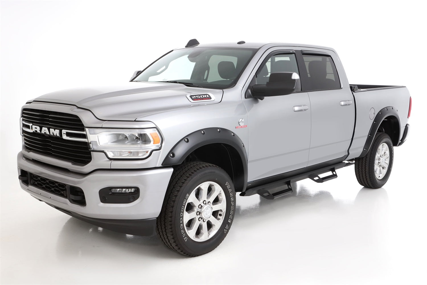 https://www.catalograck.com/ImgVDHR/BUS/Bushwacker2019Ram2500PocketStyleFlares3Q5.jpg
