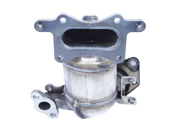 Eastern Catalytic Exhaust Manifold with Integrated Catalytic Converter  41255