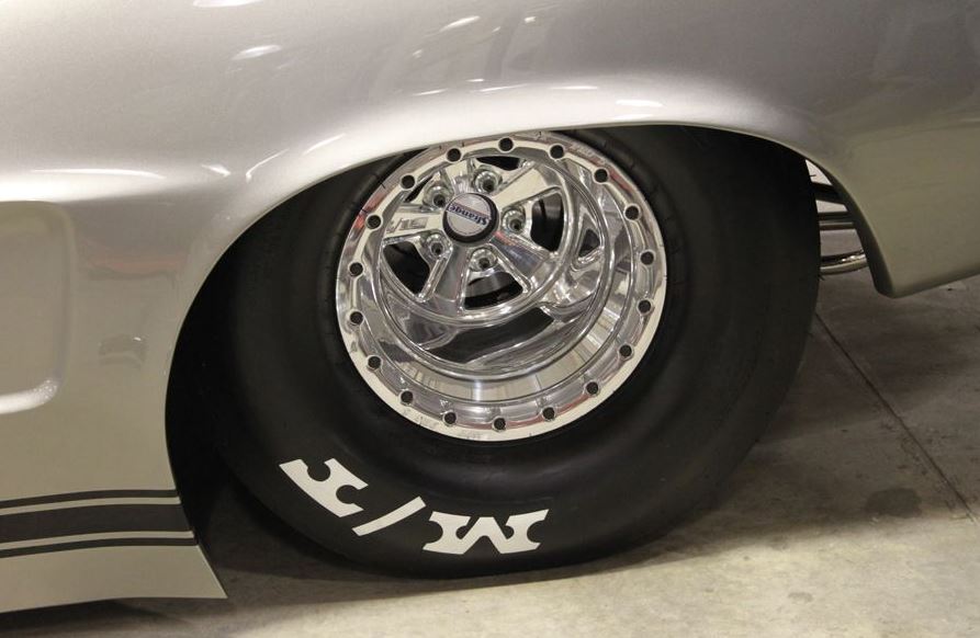 https://vehiclepartimages.com/ImageServer/ImageServer.ashx?File=MTT/Images/ET Drag_2.jpg