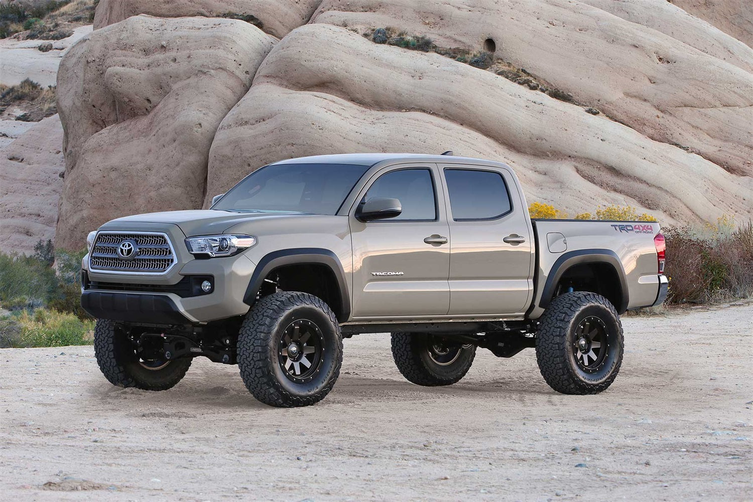 Fabtech K7047 Basic Lift System Fits 16-23 Tacoma