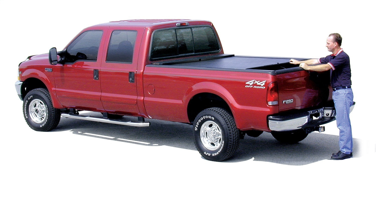 Roll-N-Lock LG117M Roll-N-Lock M-Series Truck Bed Cover