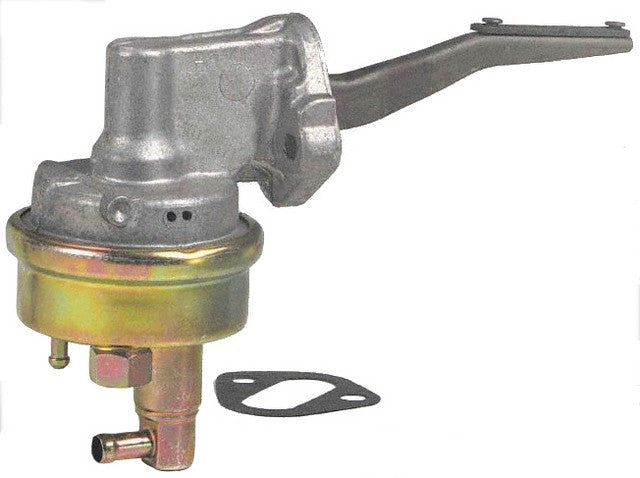 Carter Mechanical Fuel Pump  M6744