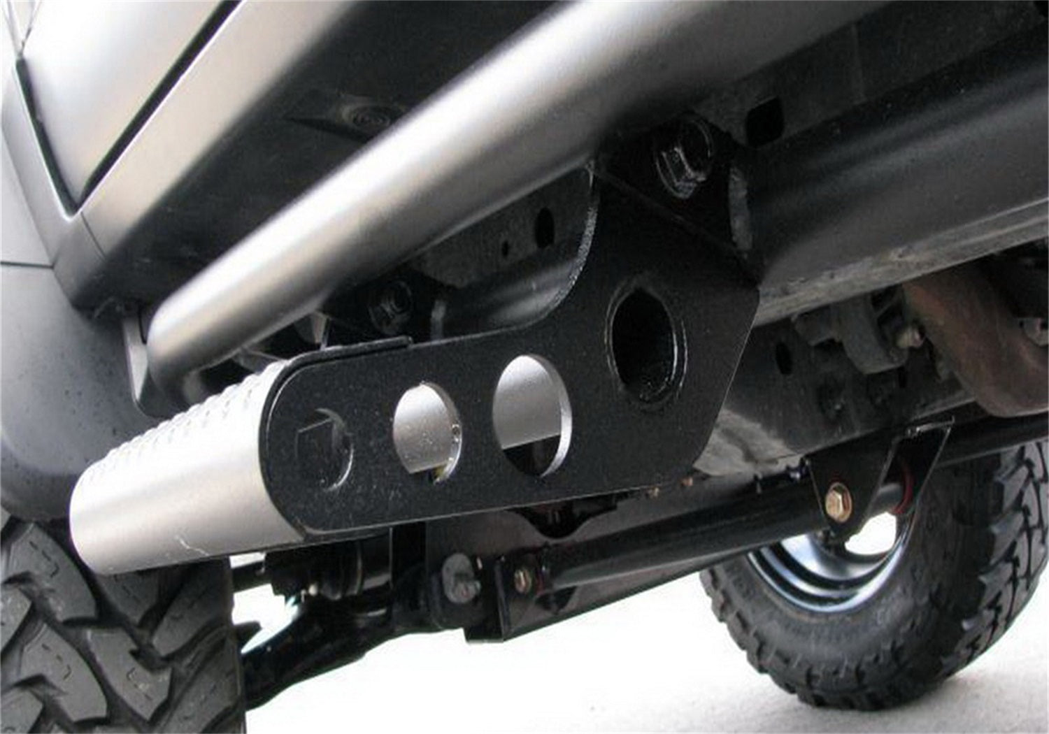 N-Fab G154RKRCCS4 RKR Cab Length Step System Fits 15-26 Canyon Colorado