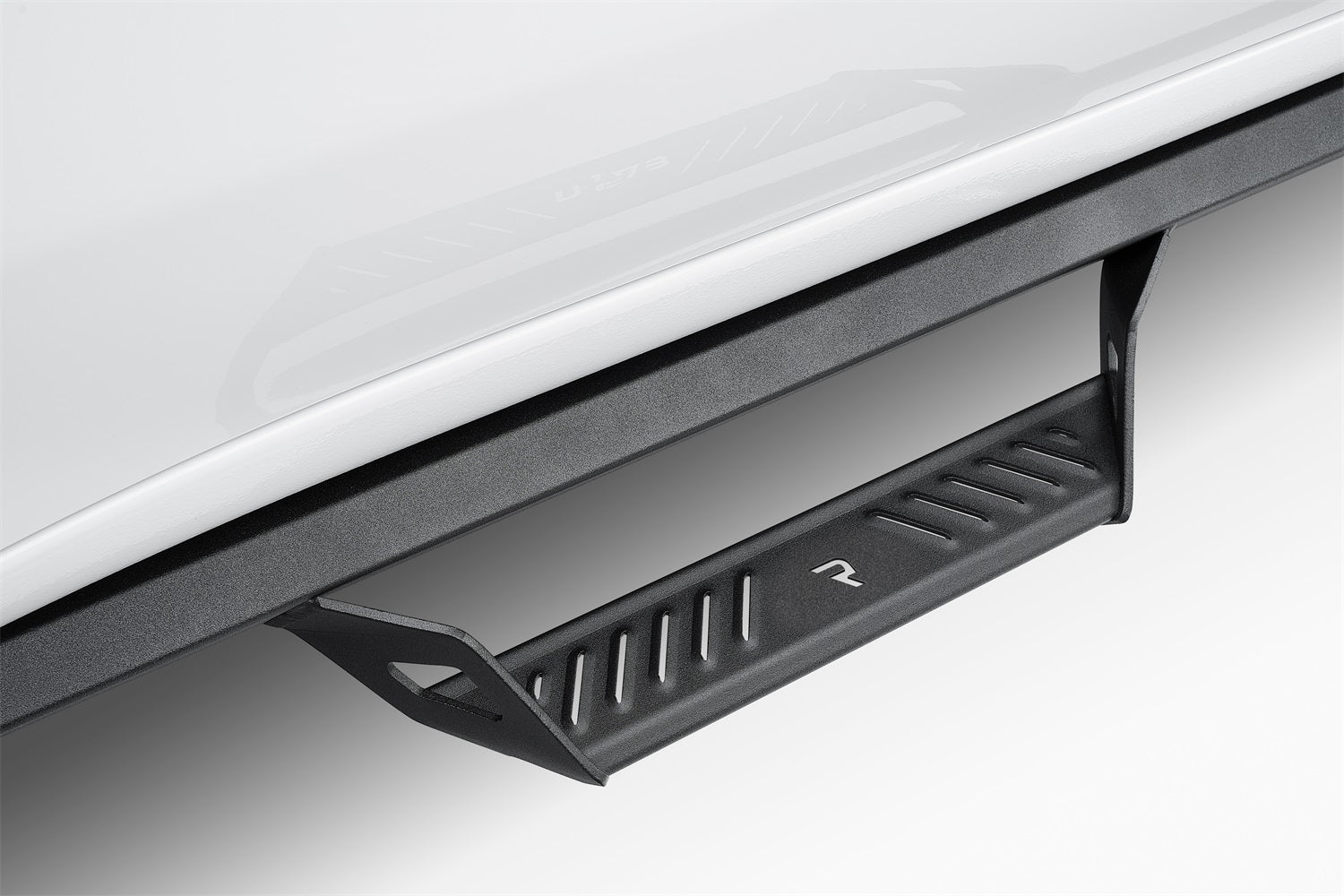 N-Fab PRC1971QC-TX Predator Pro Cab Length Step