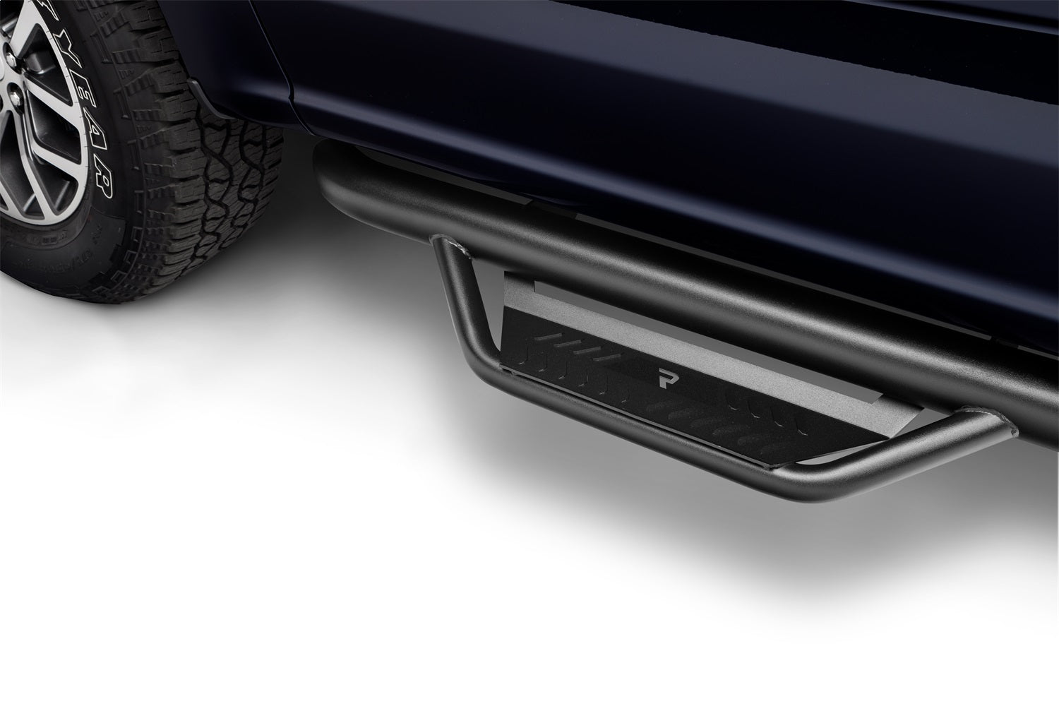 https://www.catalograck.com/ImgVDHR/NFA/NFBnfab-podium-lg-black-textured-2018-ford-f150-blue-studio-03.jpg