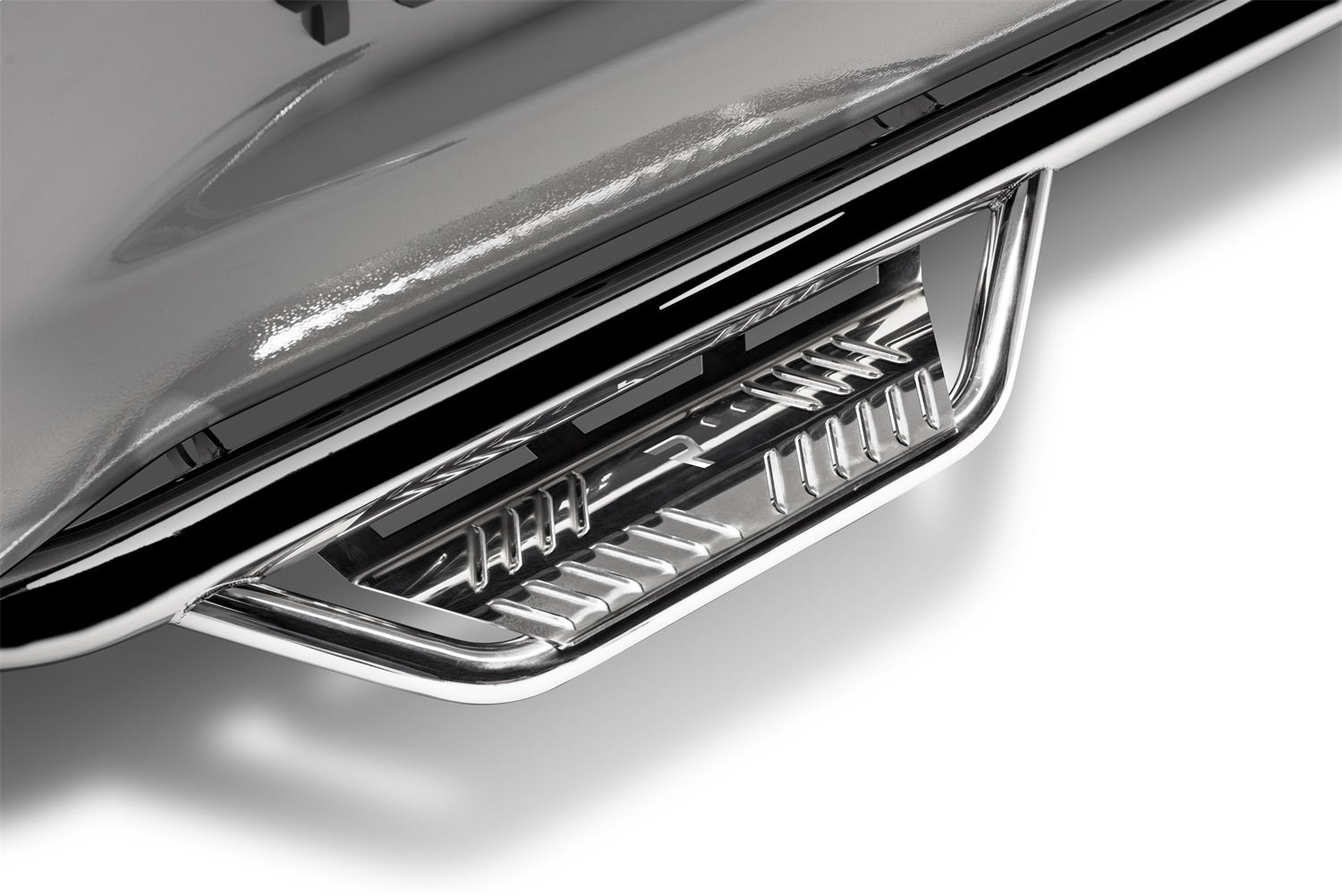 https://www.catalograck.com/ImgVDHR/NFA/NFBnfab-podium-ss-stainless-steel-2017-toyota-tundra-gray-studio-03.jpg