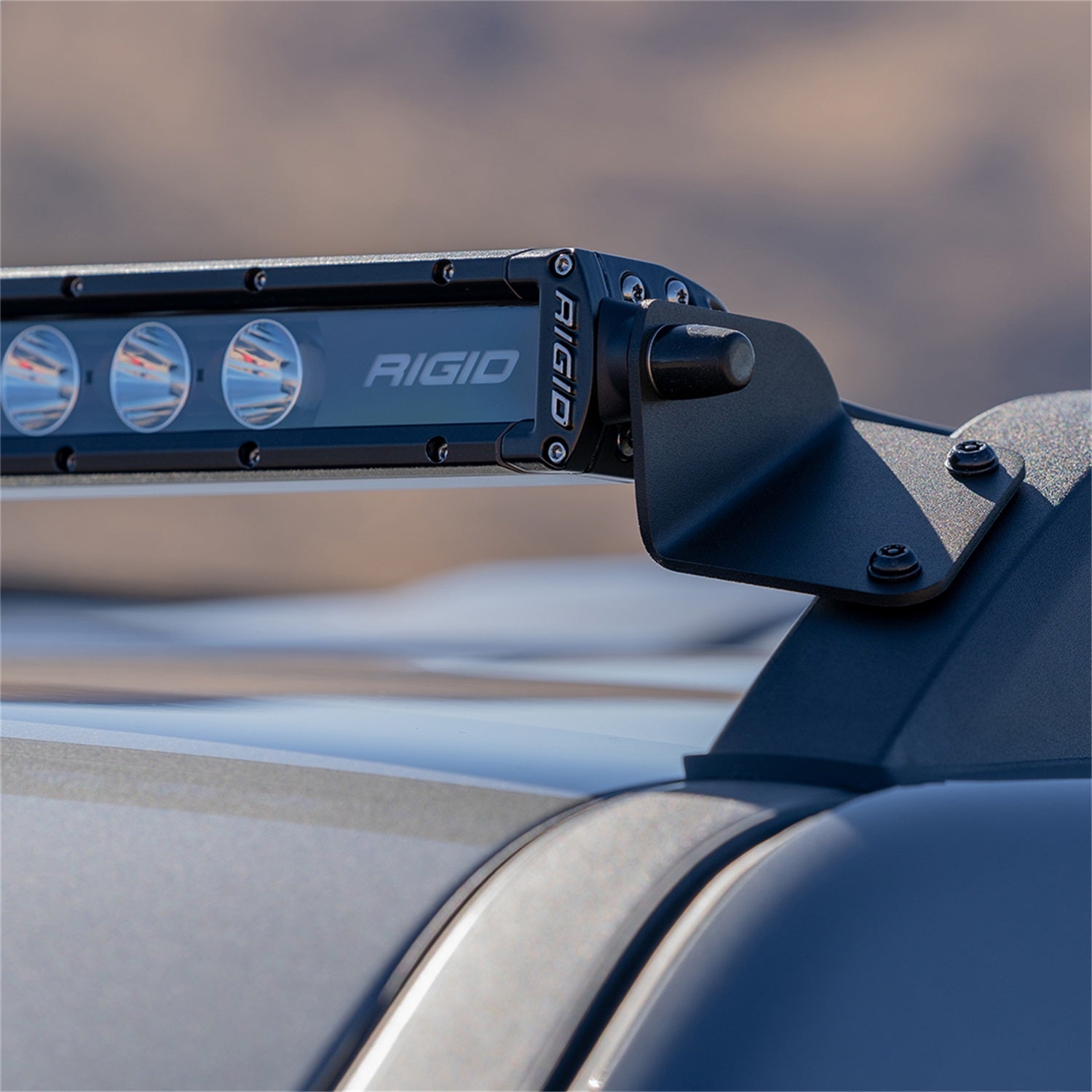 https://www.catalograck.com/ImgVDHR/RIG/Rigid_46712_Ford_Bronco_Sport_Roof_Mount_Lifestyle_01.jpg