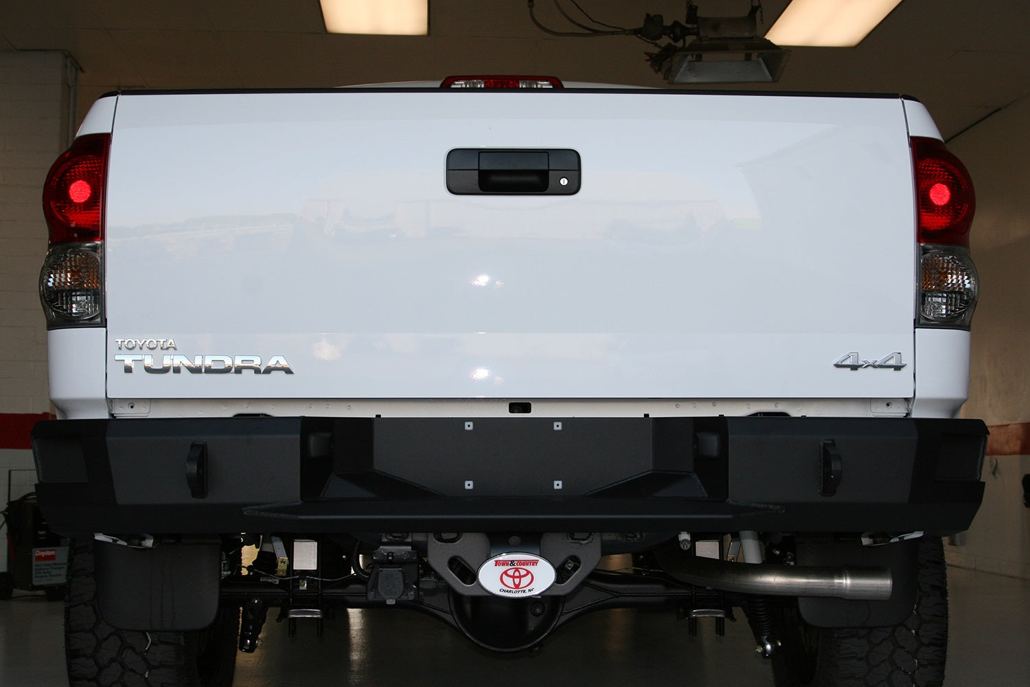 Fab Fours TT07-W1550-1 Heavy Duty Rear Bumper Fits 07-13 Tundra