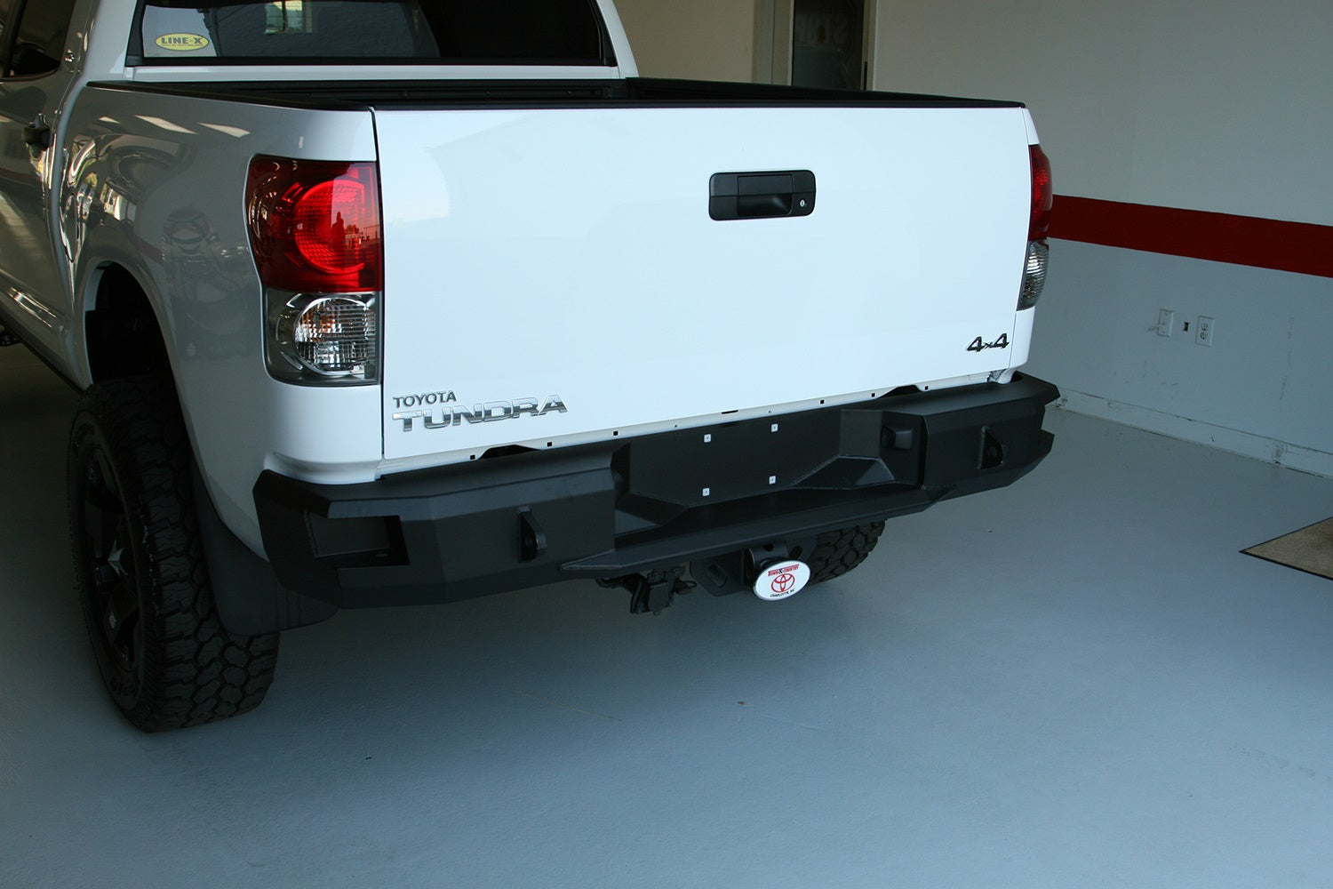Fab Fours TT07-W1550-B Heavy Duty Rear Bumper Fits 07-13 Tundra
