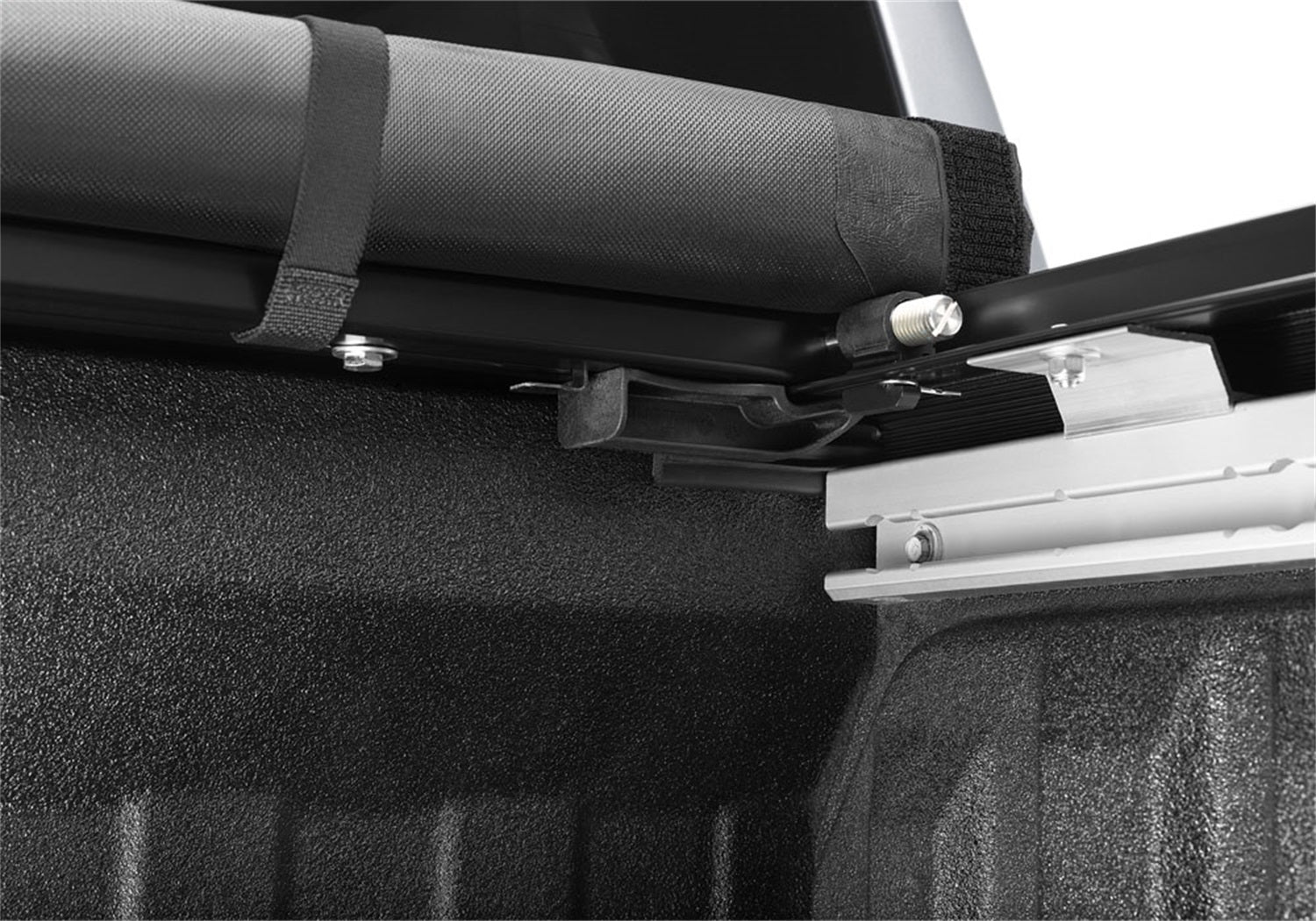 Truxedo 584901 TruXedo Lo Pro QT Tonneau Cover Fits 19-23 1500 1500 Classic