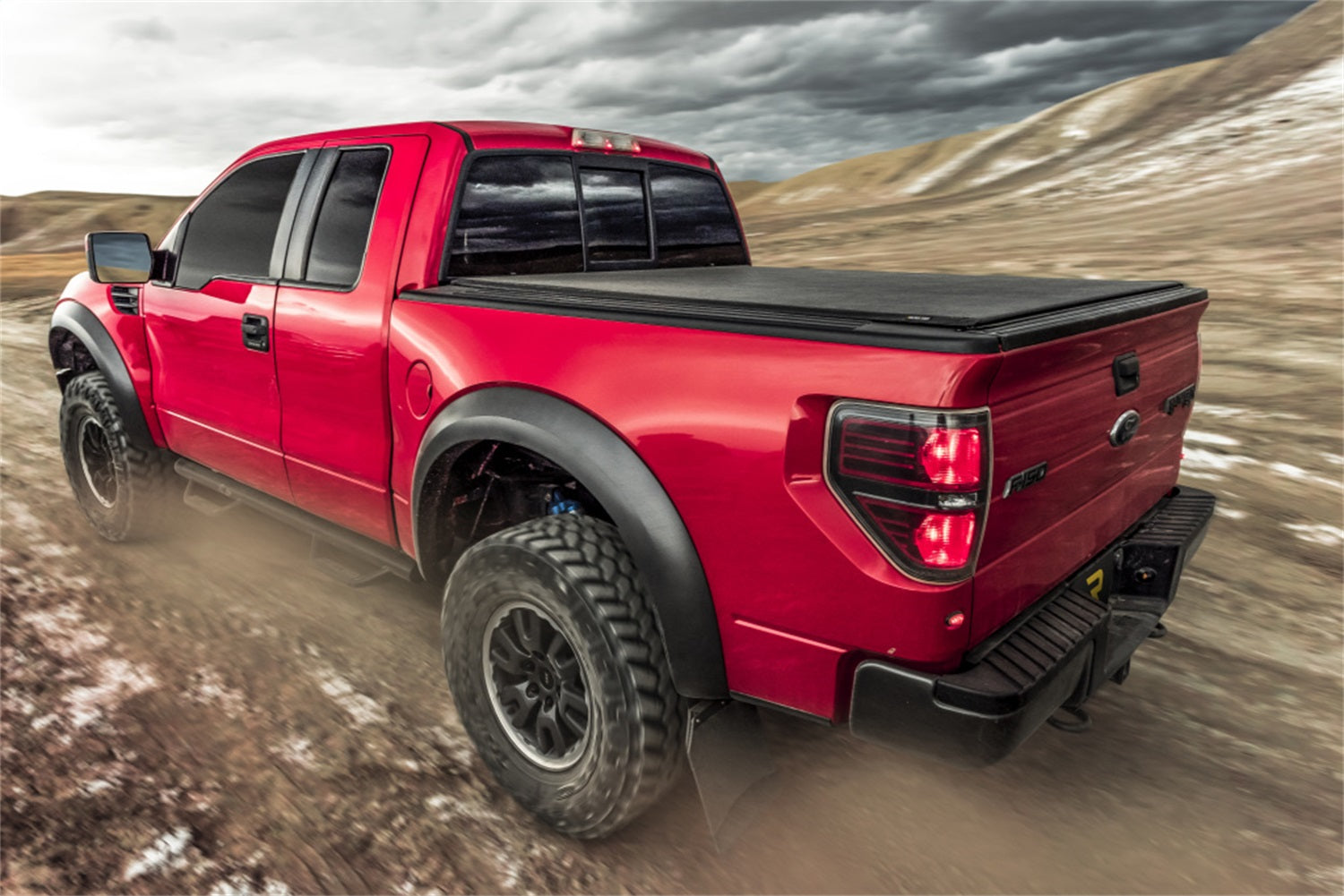 https://www.catalograck.com/ImgVDHR/TRX/TX_LoPro_FordRaptor_Red_01_RT.jpg