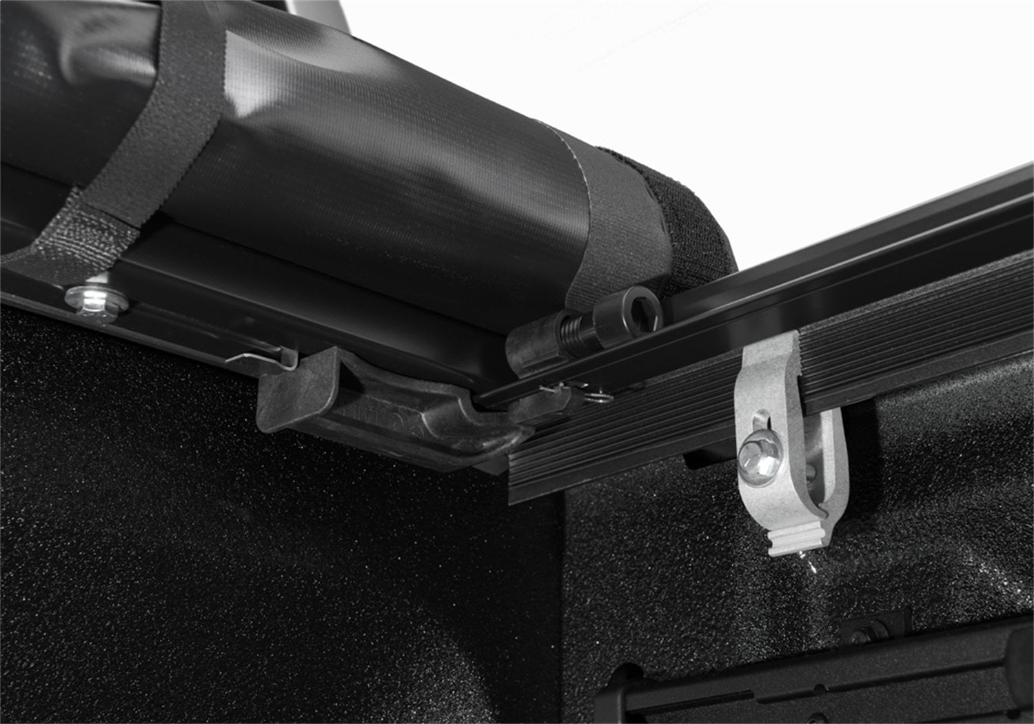 Truxedo 1484901 Pro X15 Tonneau Cover Fits 19-26 1500