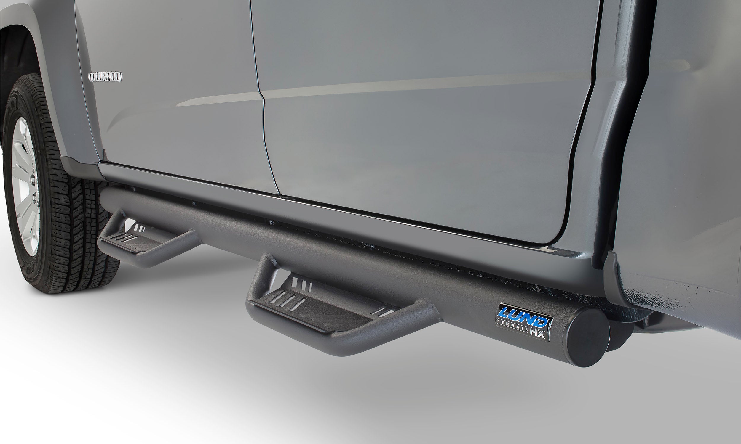 https://sdda.semadata.org/Standard/RealTruck Inc/TerrainHX_Nerf-Bar_primary.jpg