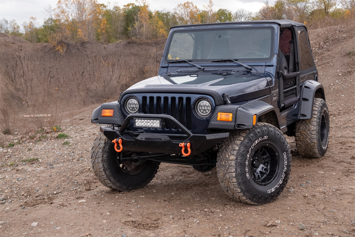 Bushwacker 14007 TrailArmor Corner Guard Fits 97-06 Wrangler (TJ)