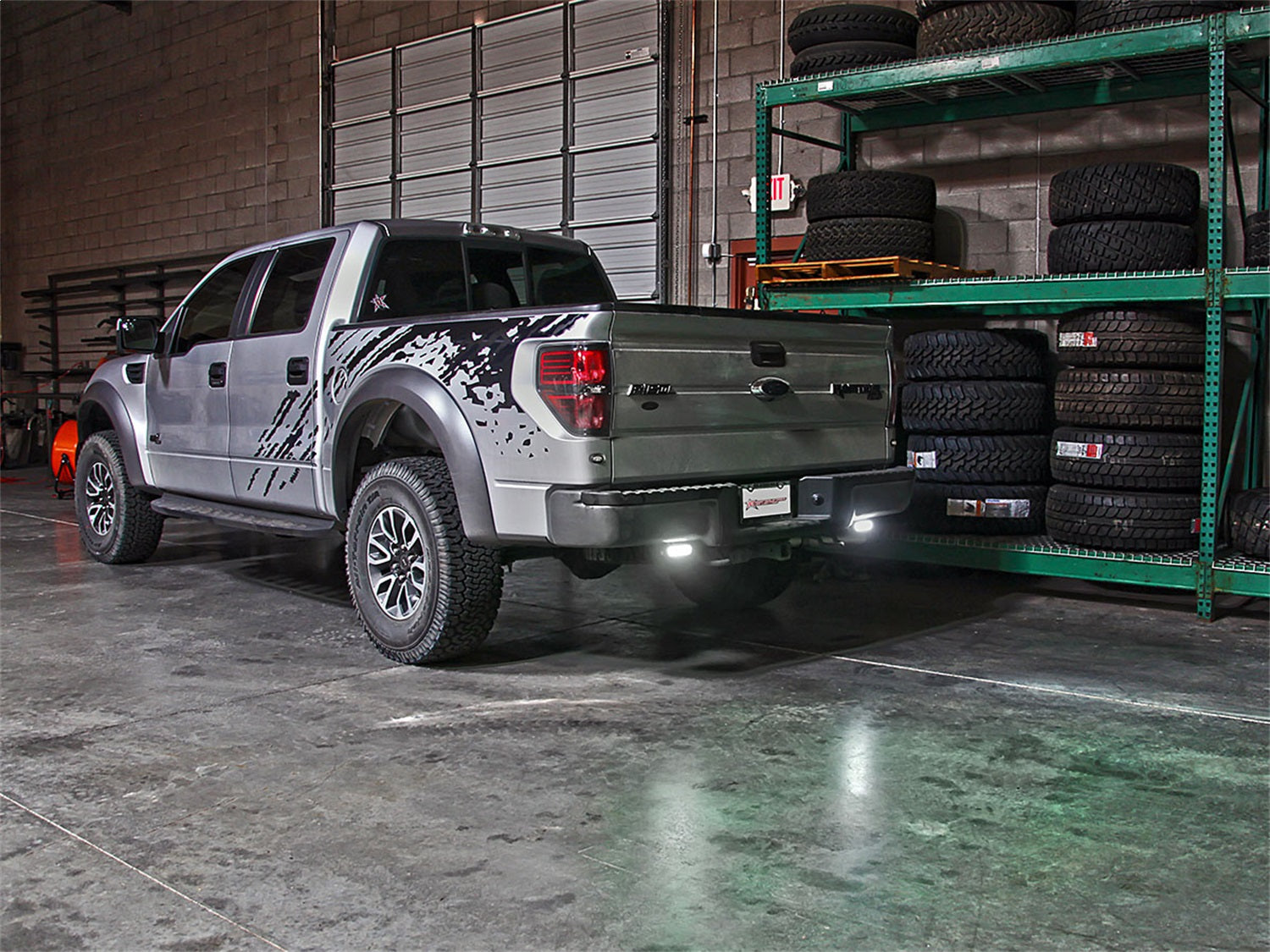 https://www.catalograck.com/ImgVDHR/RIG/raptor_back-up_light_kit_sr-q-2.jpg